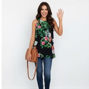 Vince Camuto floral sleeveless blouse